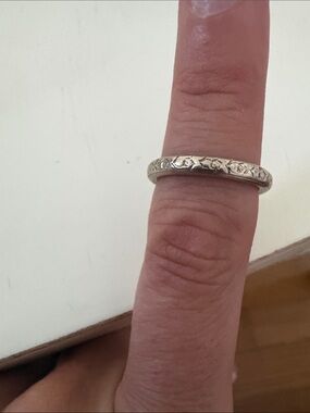 14K White Gold Vintage Engraged Floral Band Ring Size 5.75 4.2g